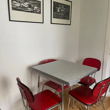 Sjarmerende Og Lysfylt Midt I Tromsø